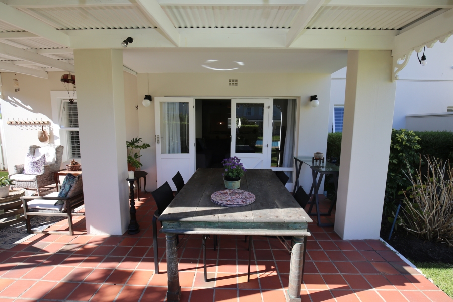 3 Bedroom Property for Sale in River Club Western Cape
